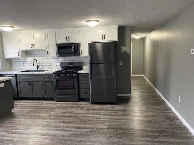 Apartments on 1st photo gallery