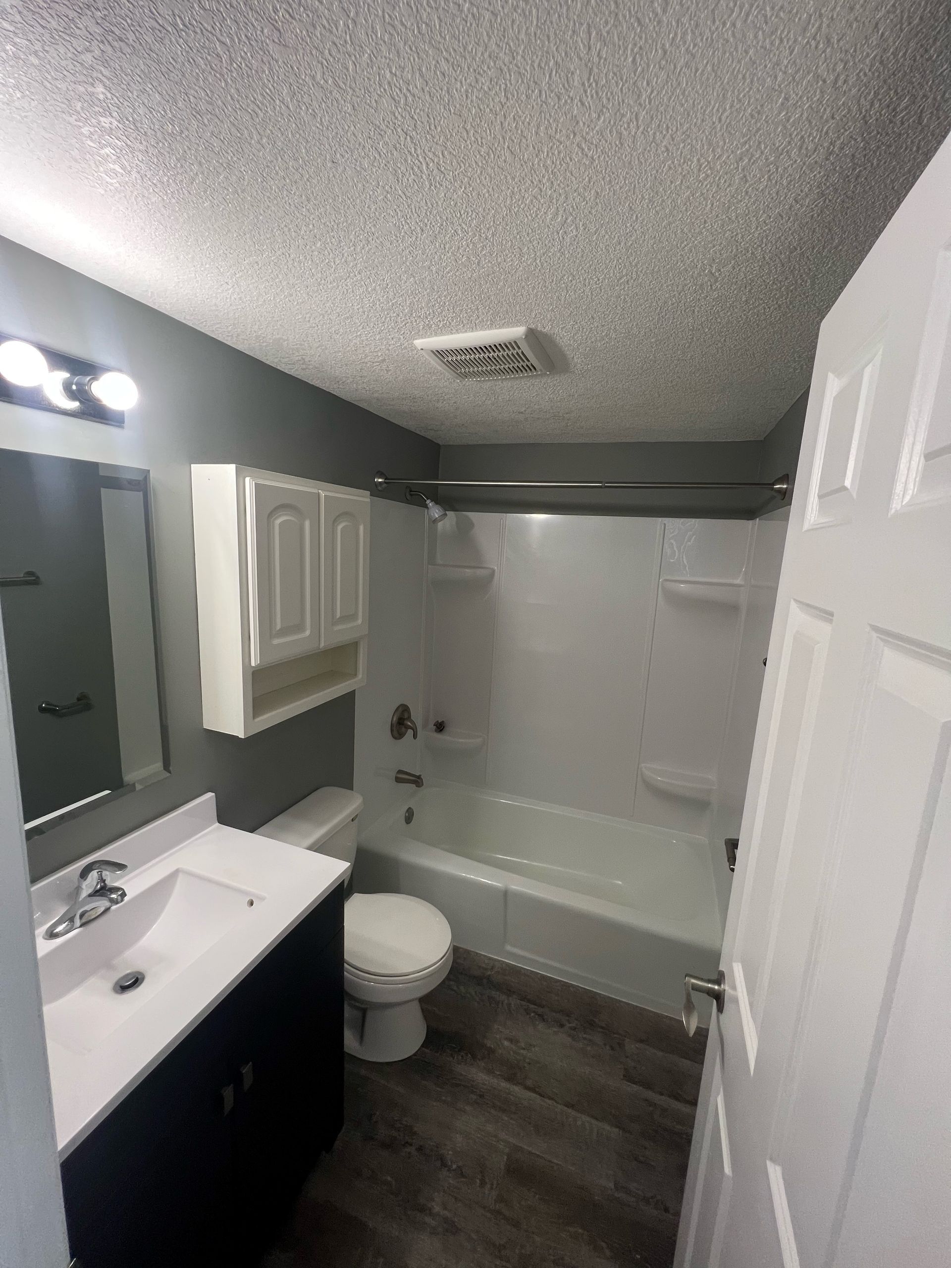 Apartments on 4th photo gallery