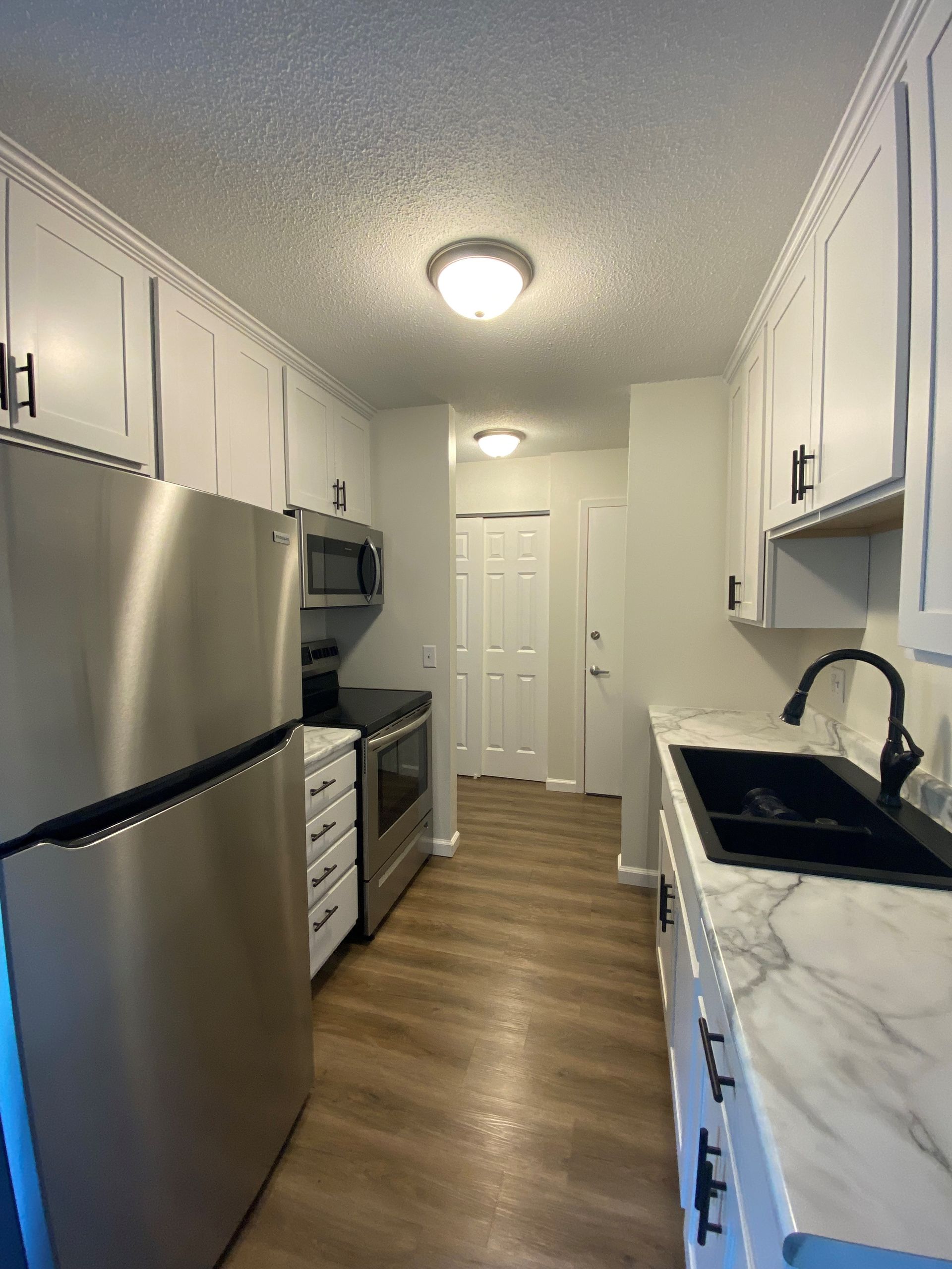 Silver Lake Kitchen