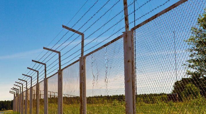 ABRAZADERAS Y CERCAS CICLÓN - MALLAS Y CERCAS