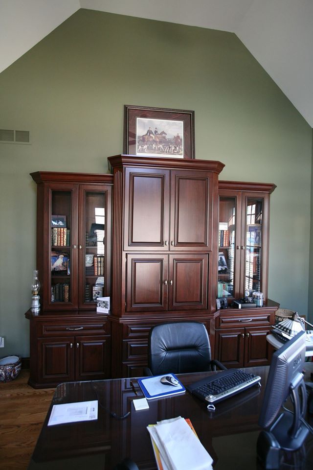 custom hutch