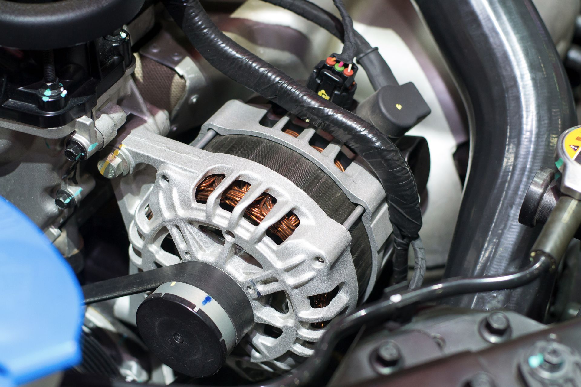 What Happens When an Alternator Starts to Fail and Stops Charging the Battery? | Barsh Auto