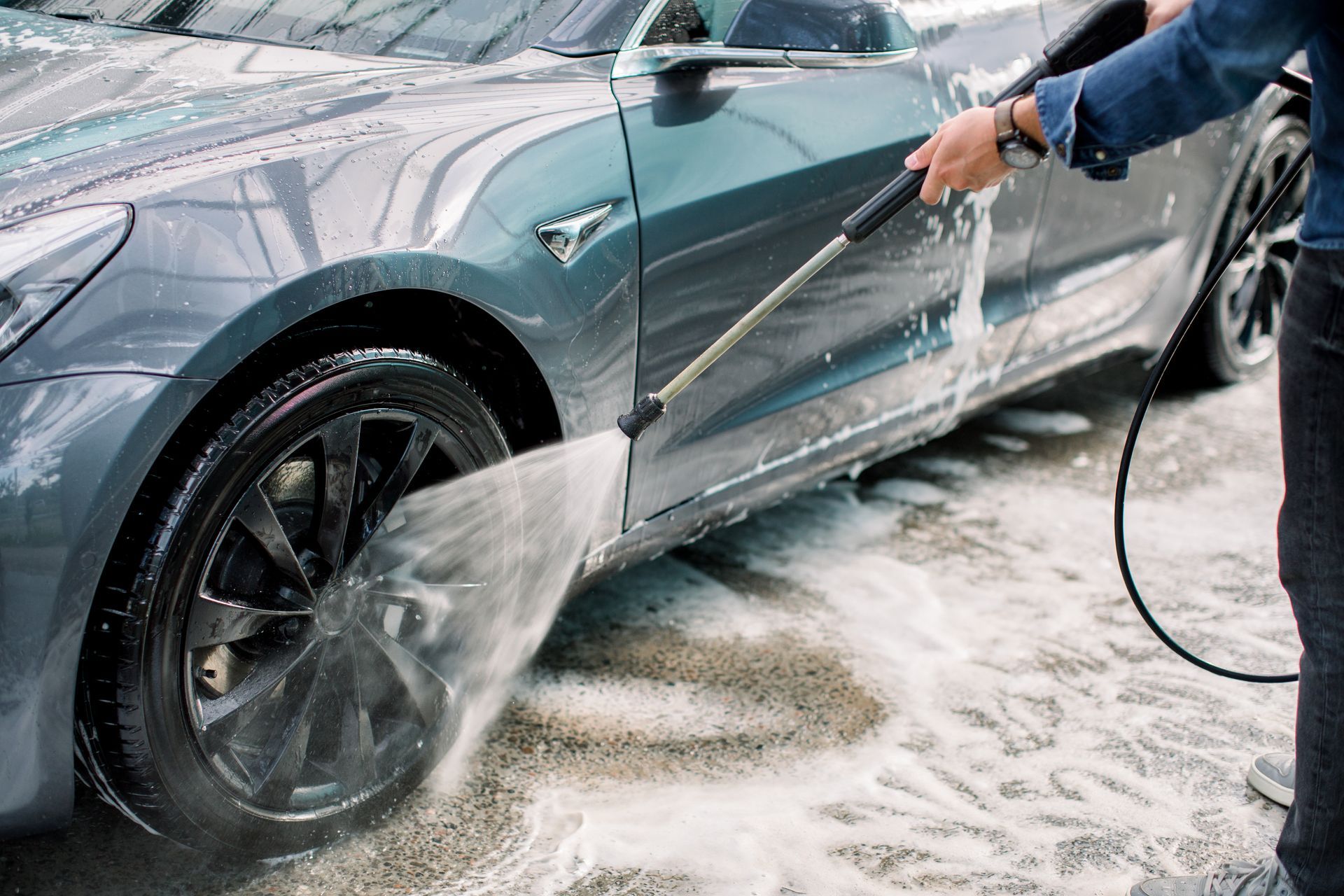 The Ultimate At-Home Car Wash Checklist | Barsh Automotive