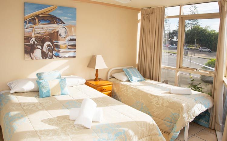 Bedroom with single beds