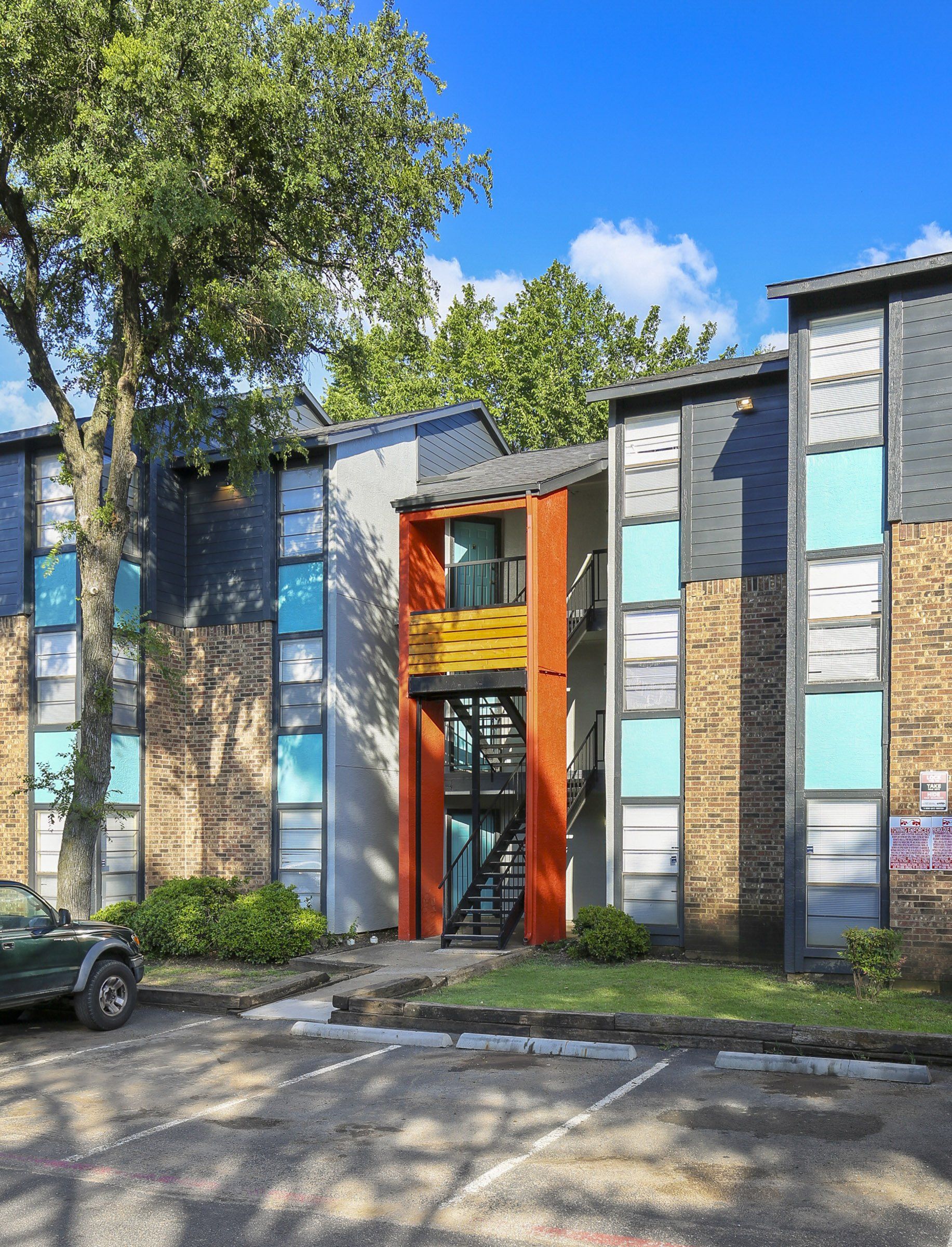 Gallery Aroya Apartments, Dallas TX