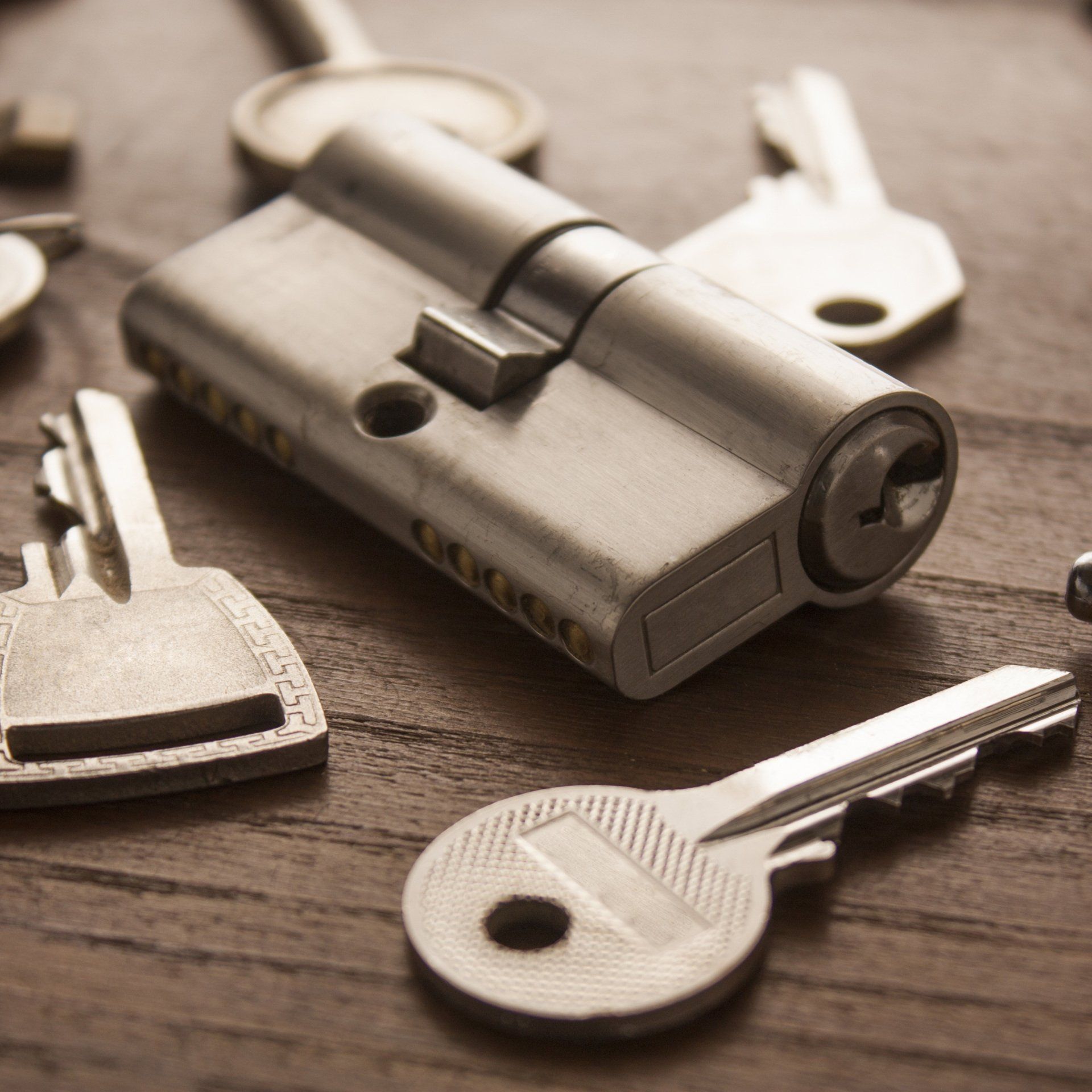 Locks and Keys - locksmith in Greenville, North Carolina