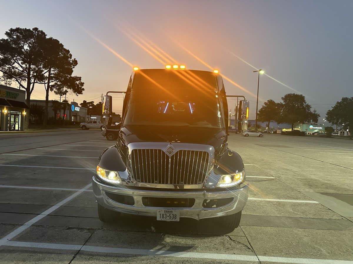 30 Passenger Party Bus