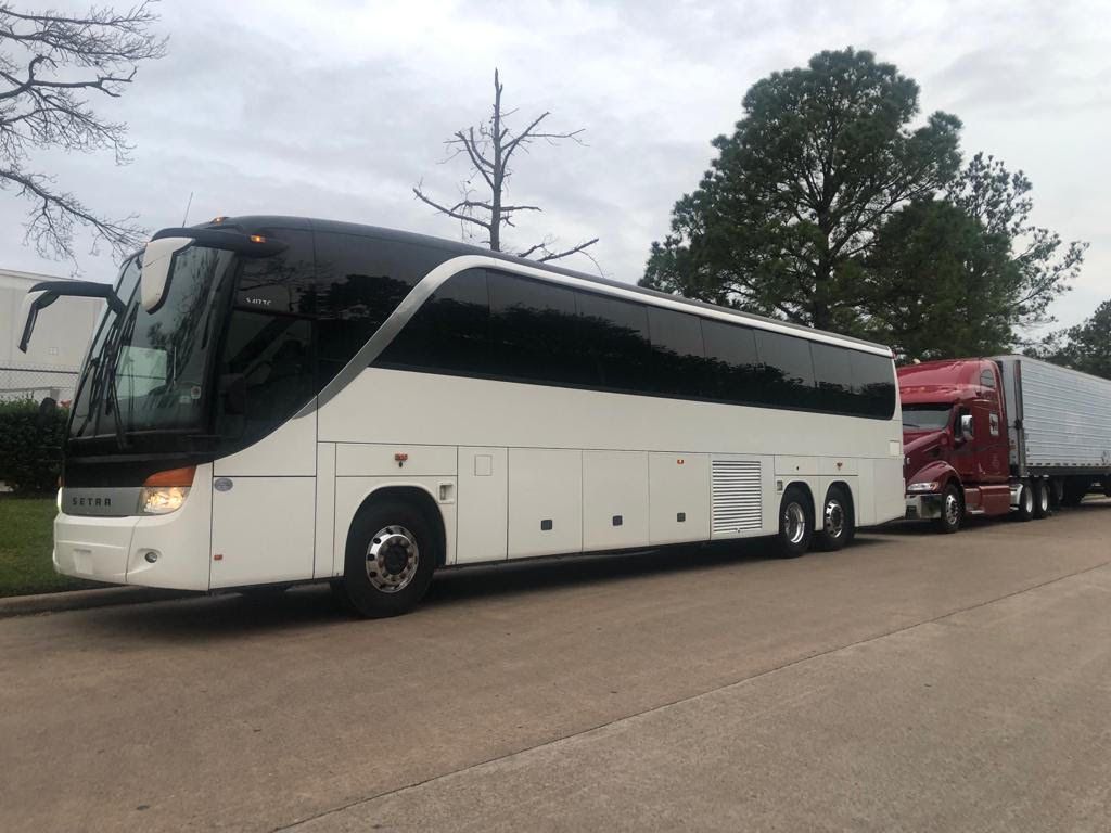 Luxury Charter Bus Rental