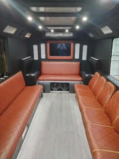 18 Passenger Party Bus