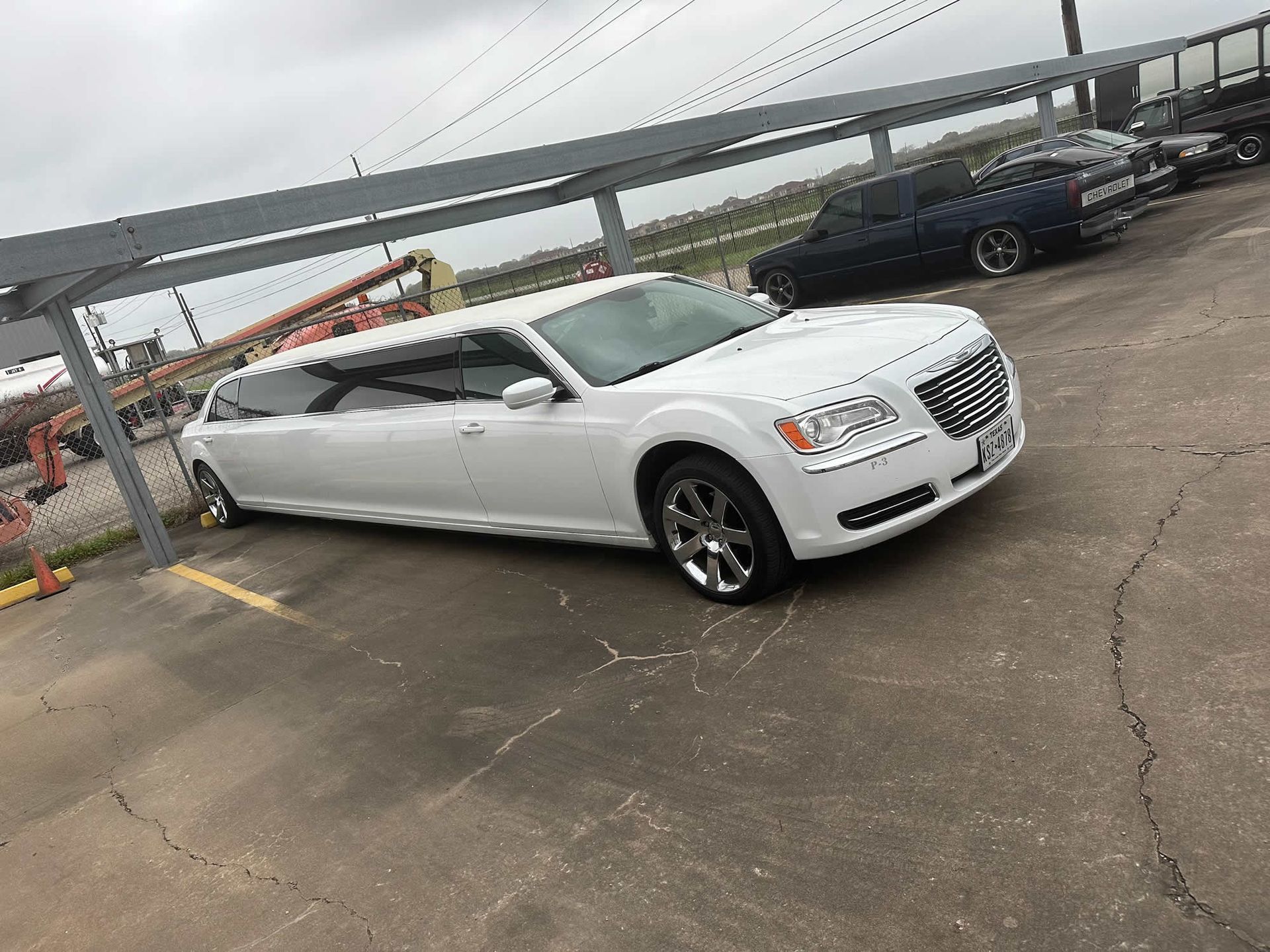 Luxury Stretch Limo Service