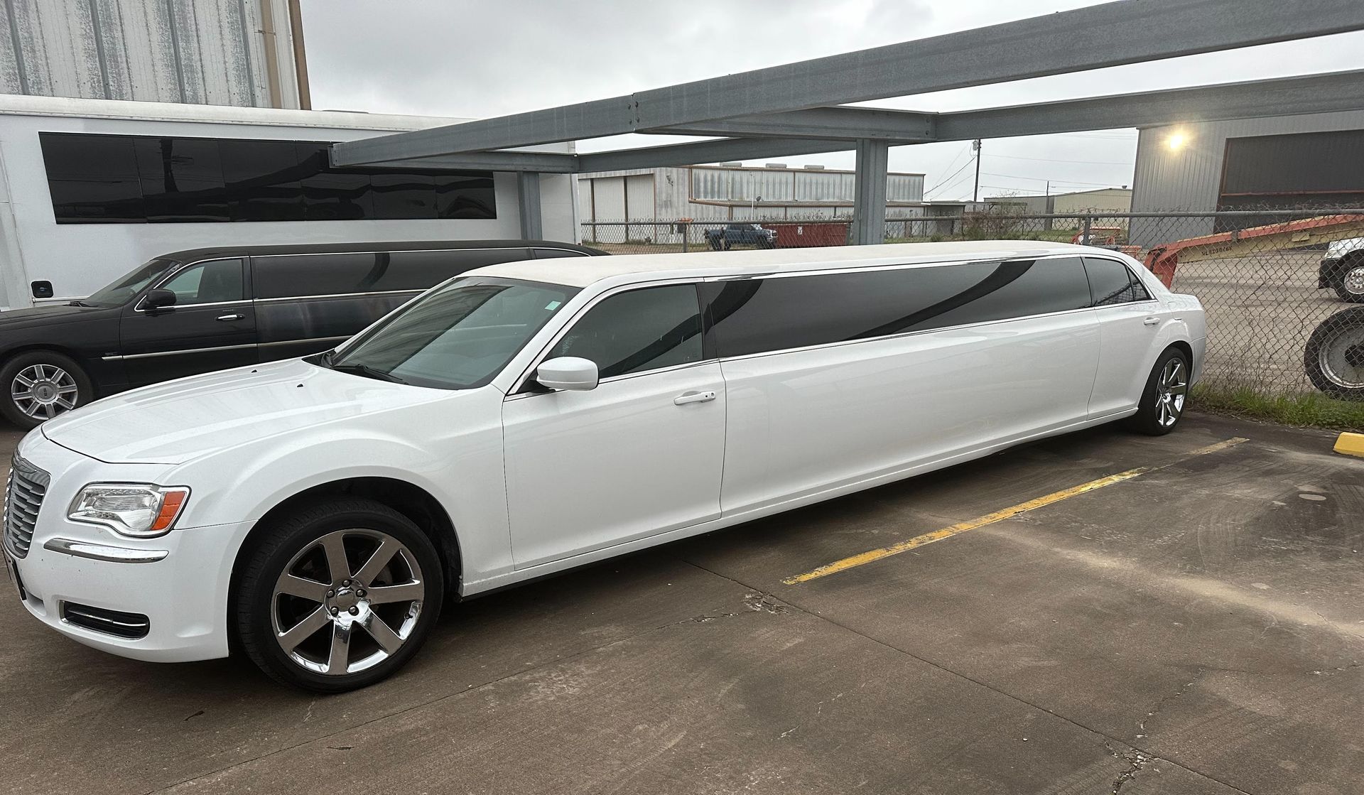 Luxury Stretch Limo Service