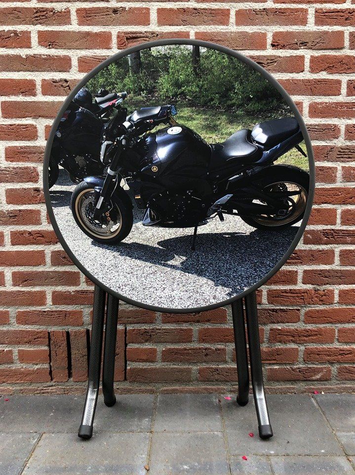 yamaha motor terras tafel met opdruk