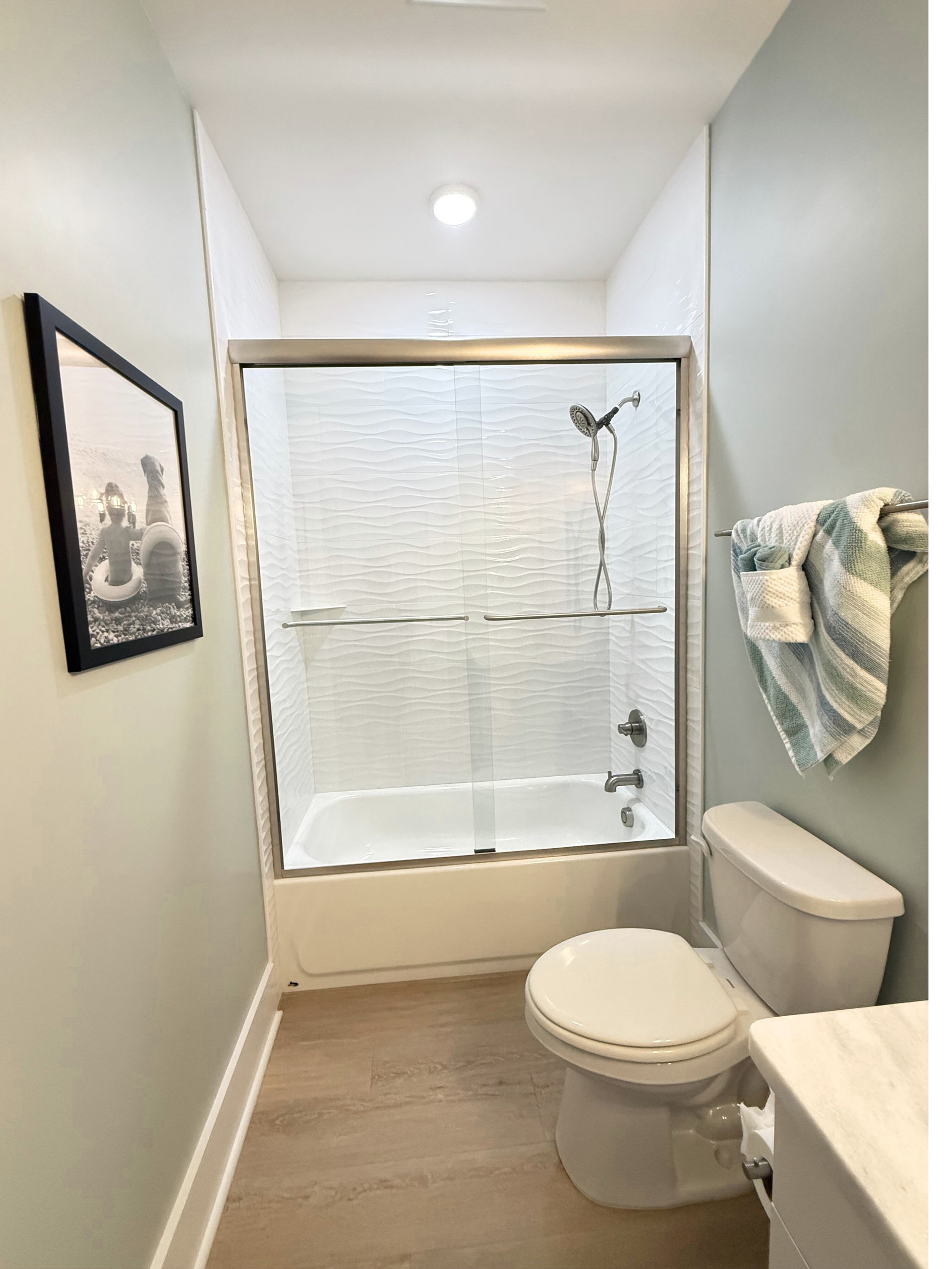 Tub/shower combo with hand held wand at Rest Ashore in Gulf Shores, Alabama