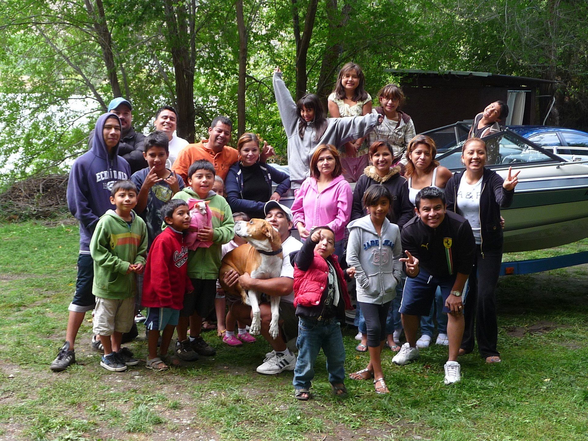 Harvest Crew at Allview OPrchards