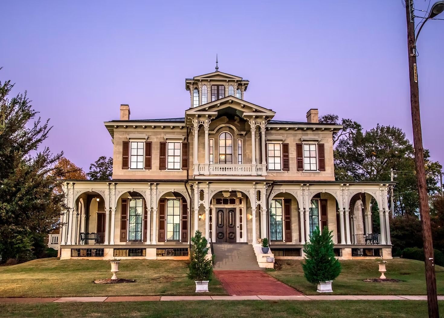 historic-tuscaloosa-the-jemison-van-de-graaff-mansion