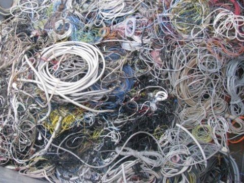 materiali di scarto con rame da recuperare 1