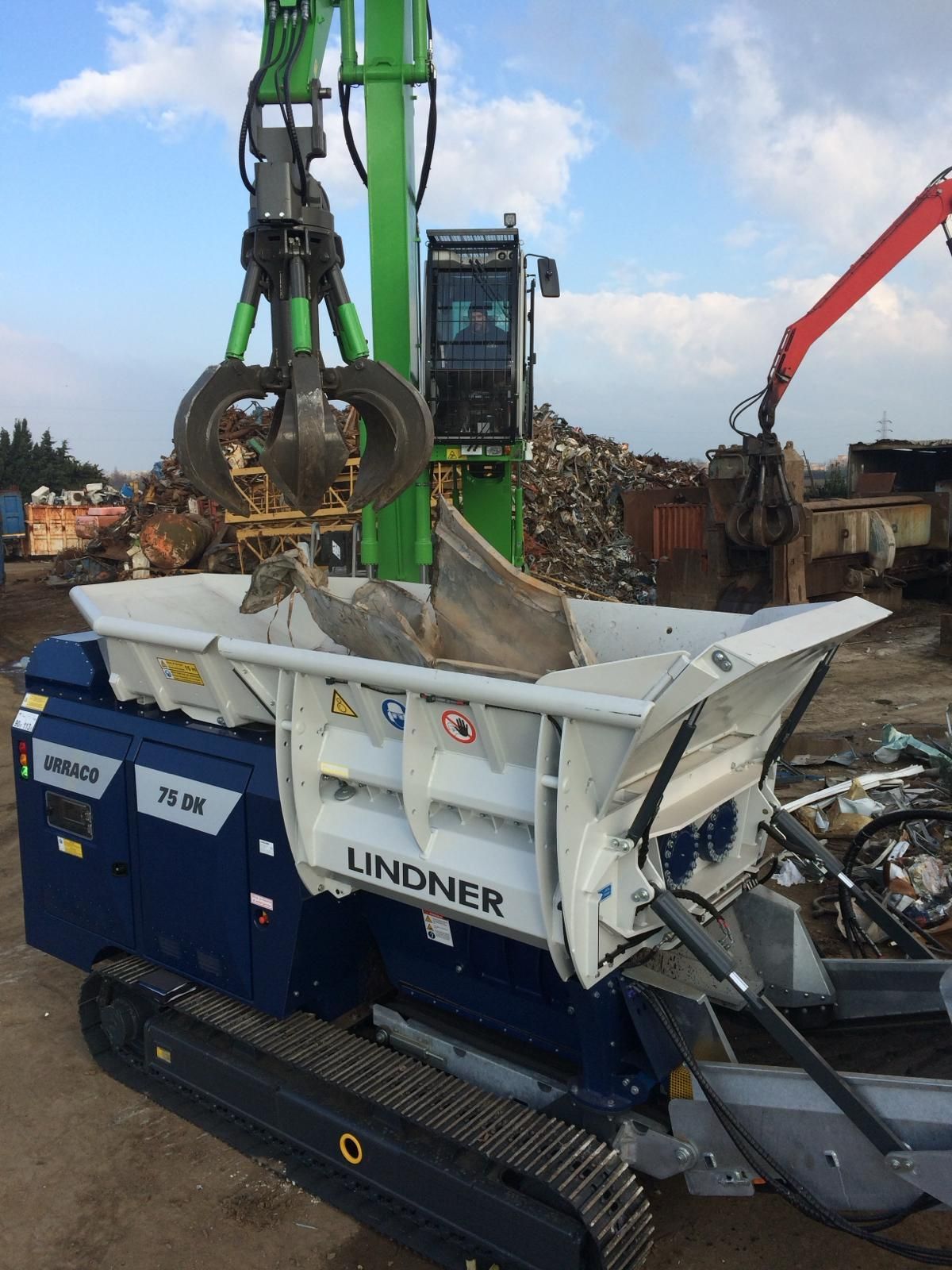 Parco mezzi per materiali ferrosi