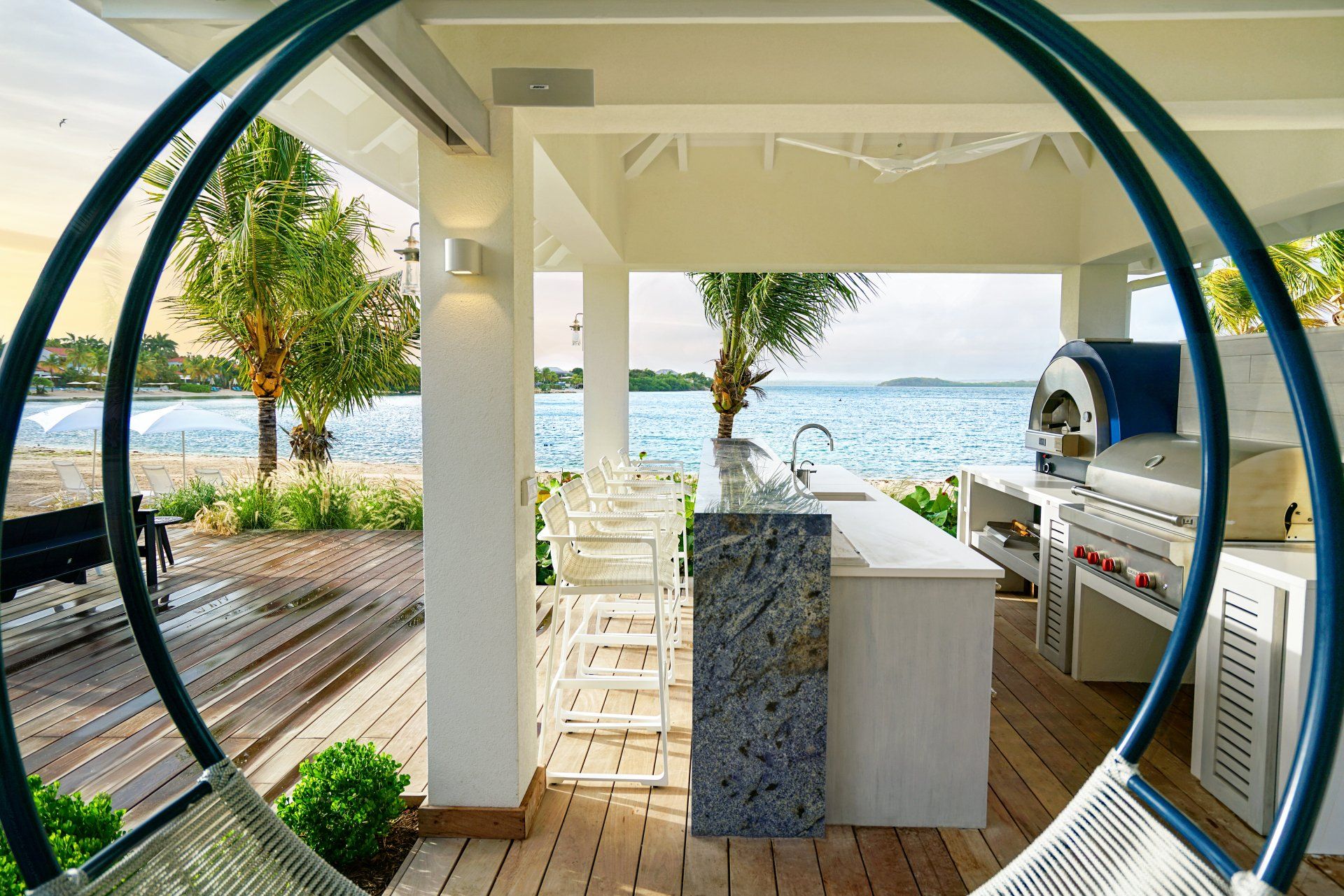 Tŷ Compton Jumby Bay Island  Beach bar and grill