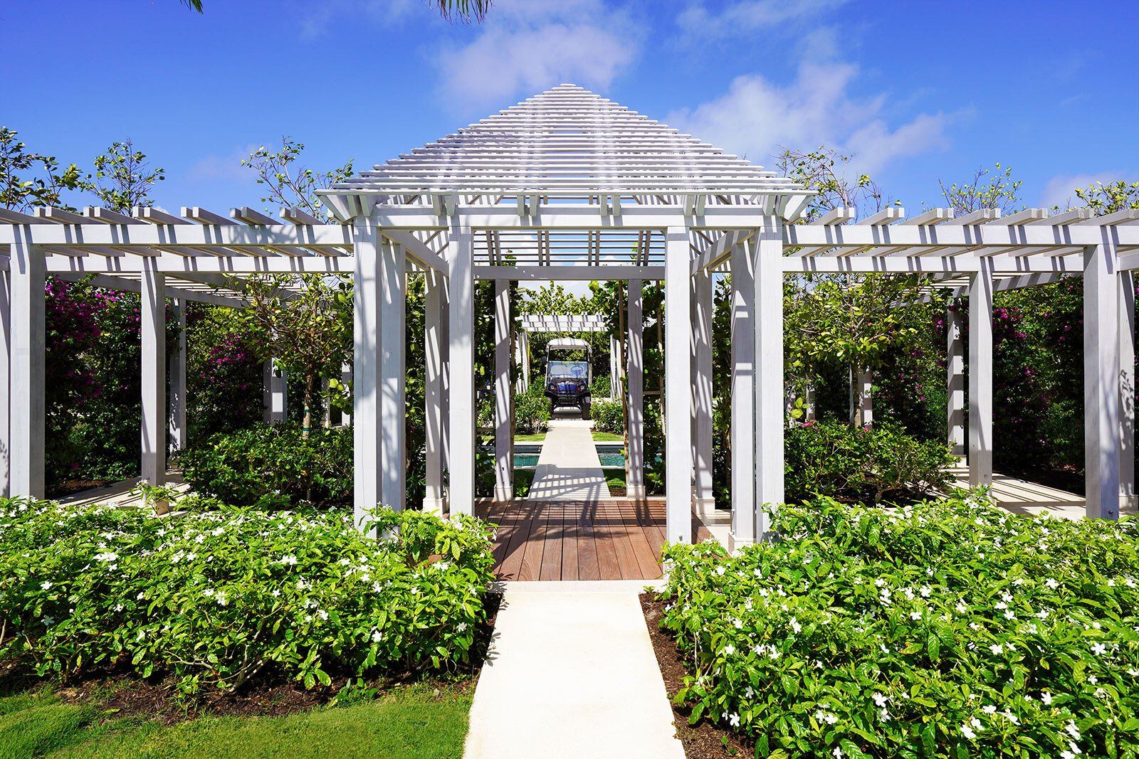 Tŷ Compton Entrance & Sense of Arrival