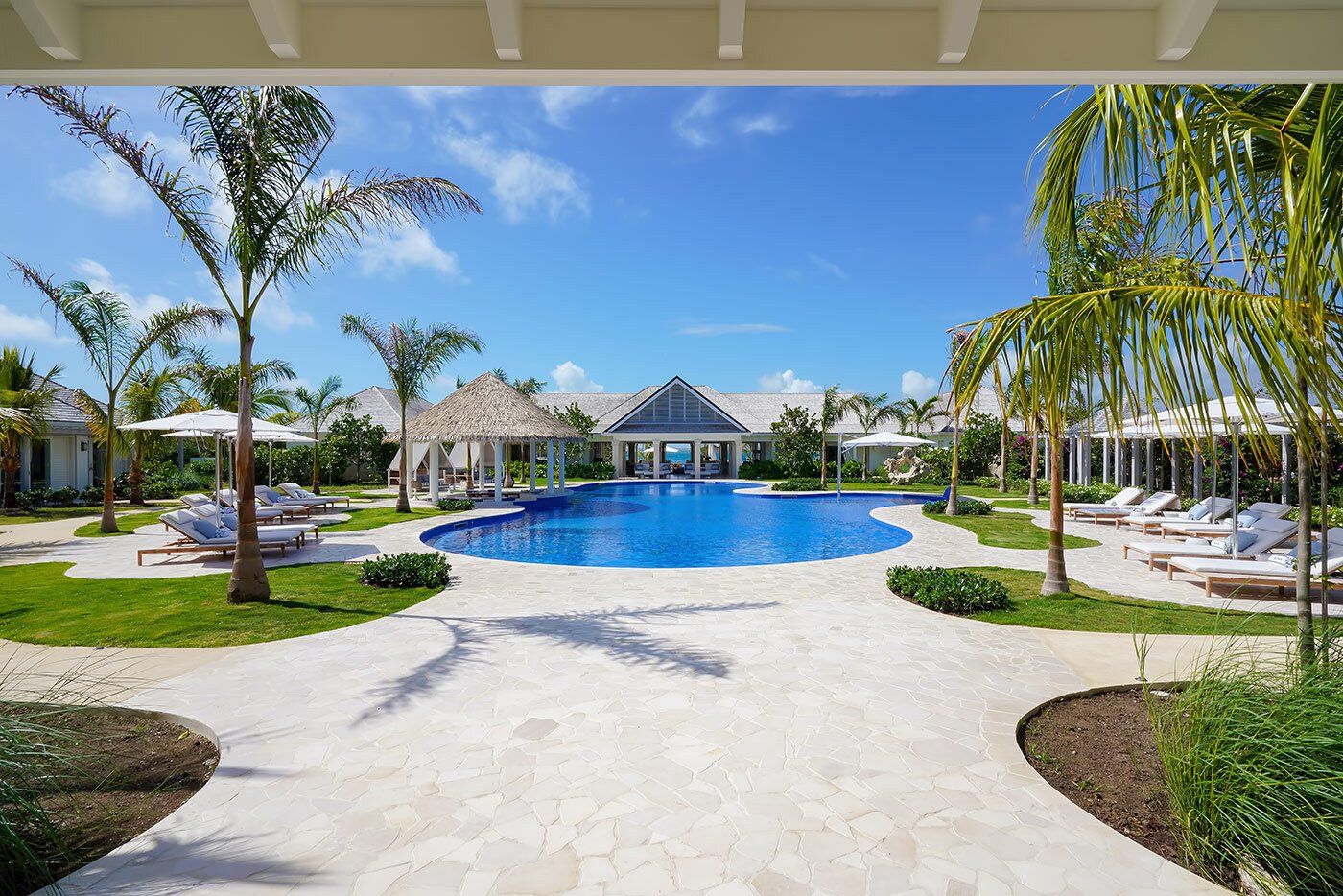 Tŷ Compton Jumby Bay island Pool Deck and Cabanas