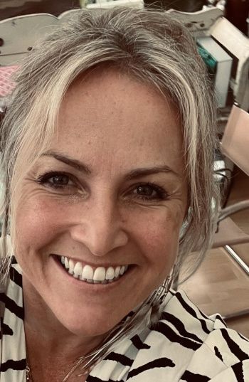 Charlotte Ferrier, Transformational Life Coach