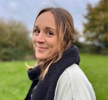 Imogen Bagust, Acupuncturist