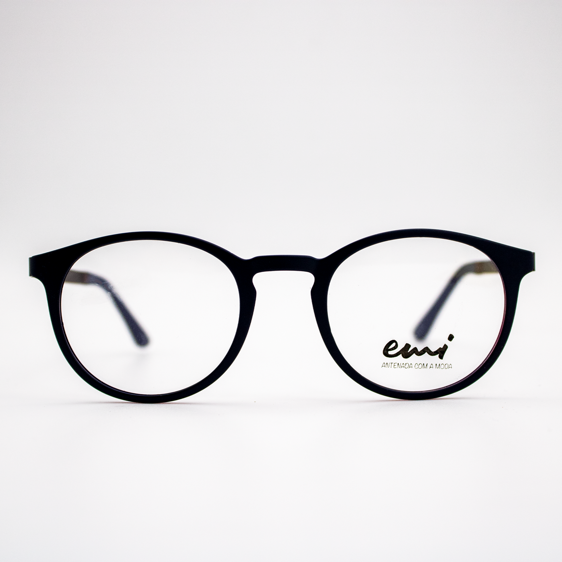 Linha Masculina de Óculos é na Ótica Indaiá