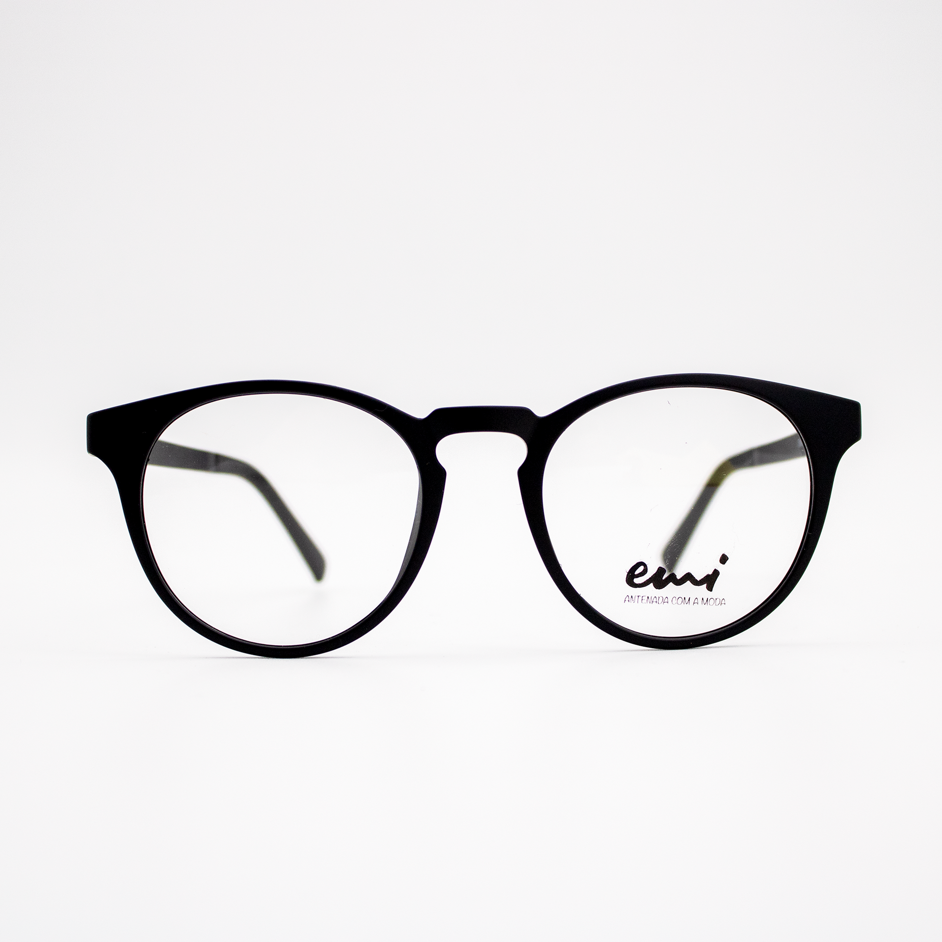 Linha Masculina de Óculos é na Ótica Indaiá