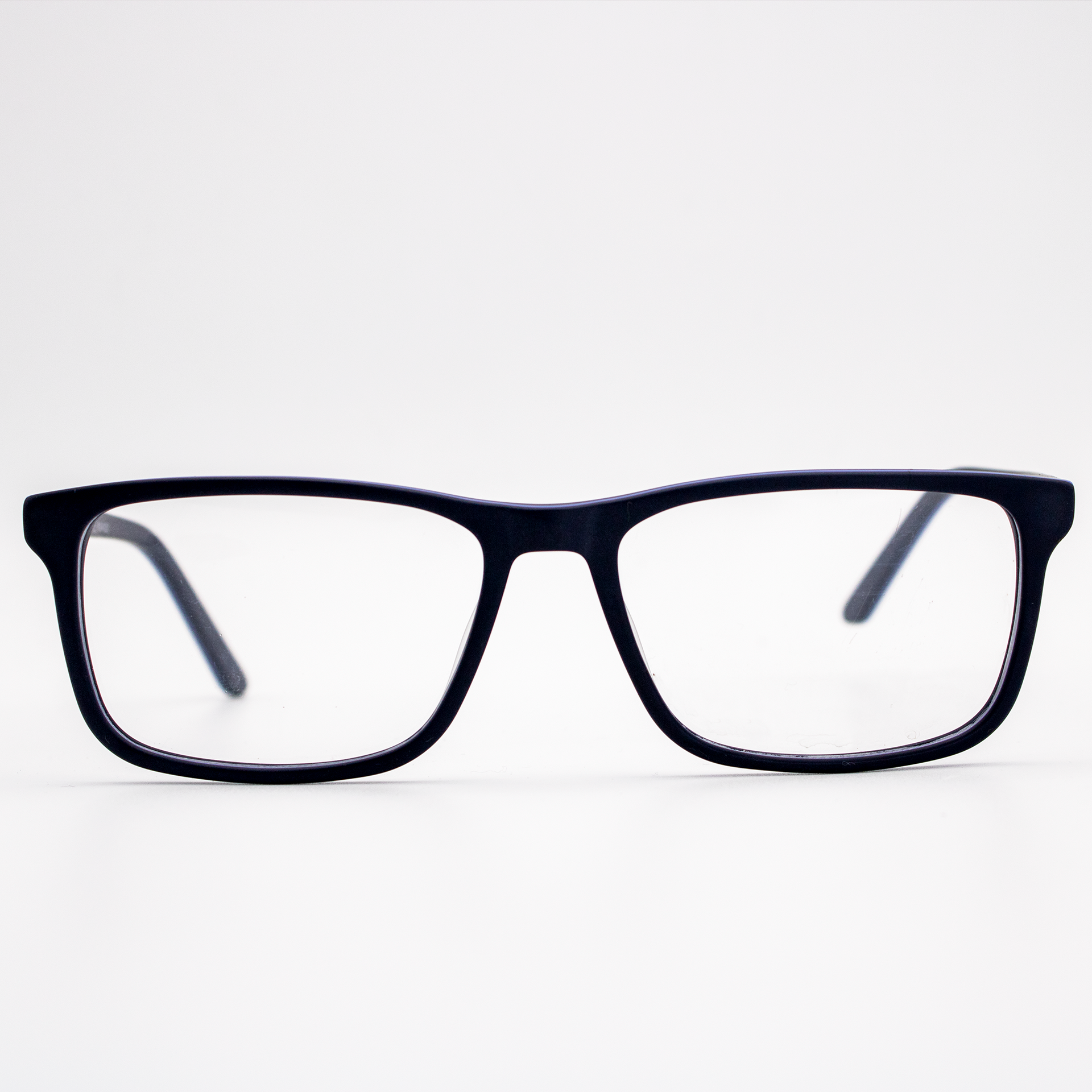 Linha Masculina de Óculos é na Ótica Indaiá