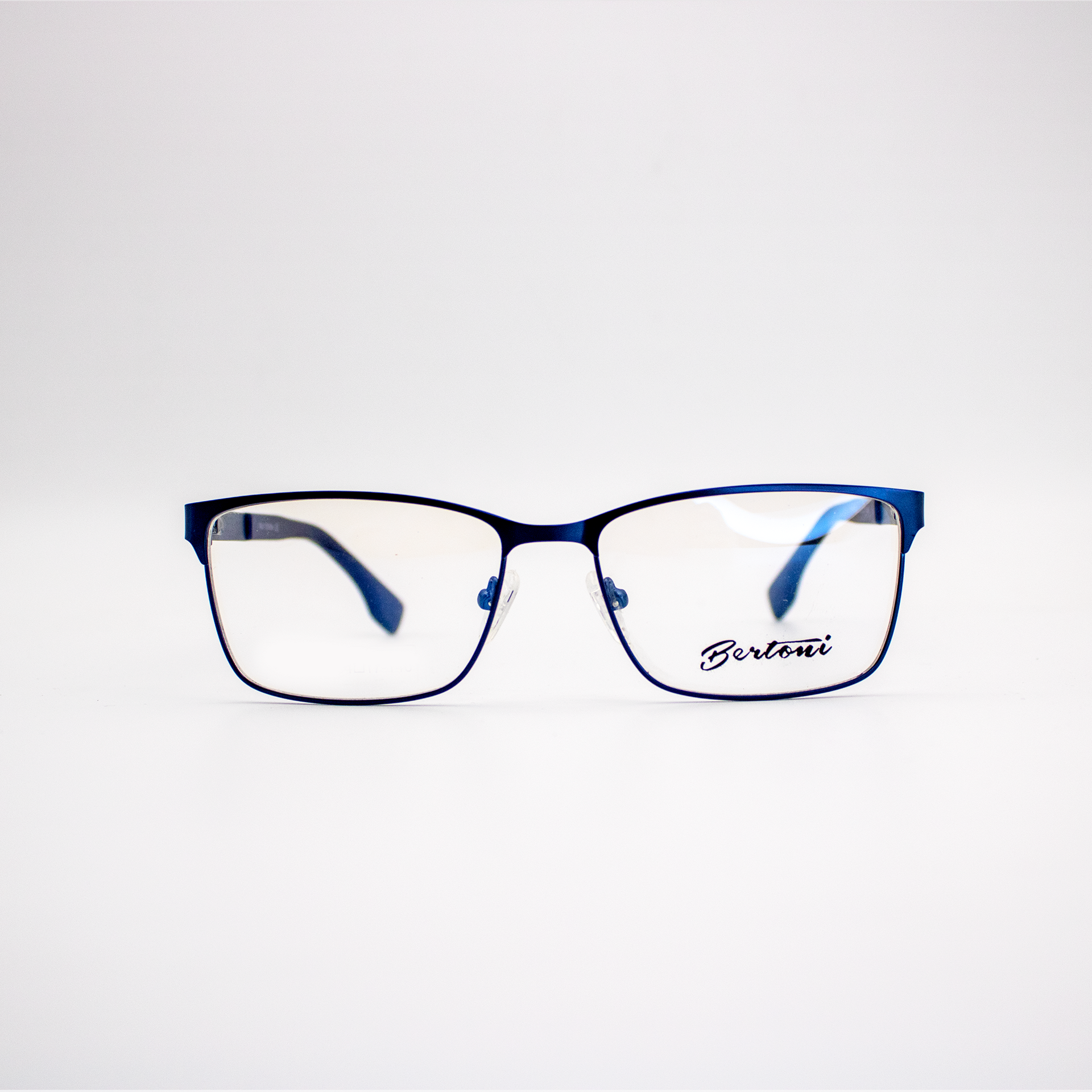 Linha Masculina de Óculos é na Ótica Indaiá