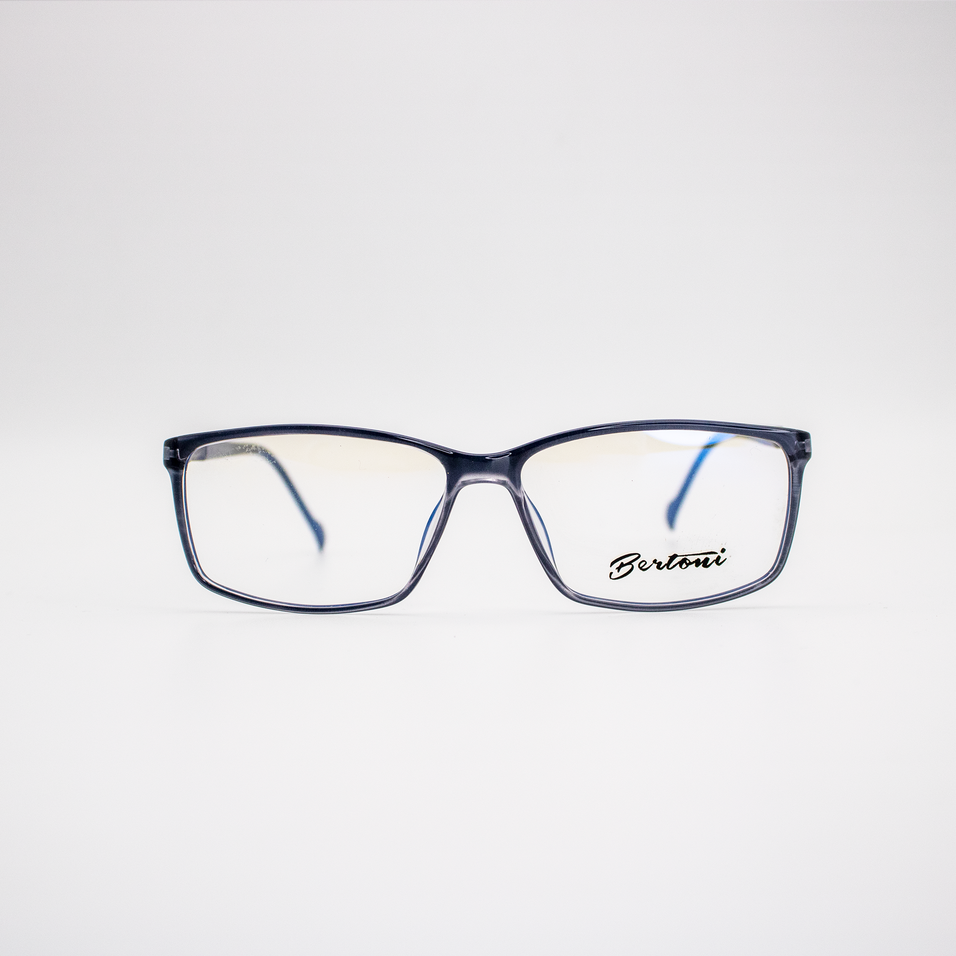 Linha Masculina de Óculos é na Ótica Indaiá
