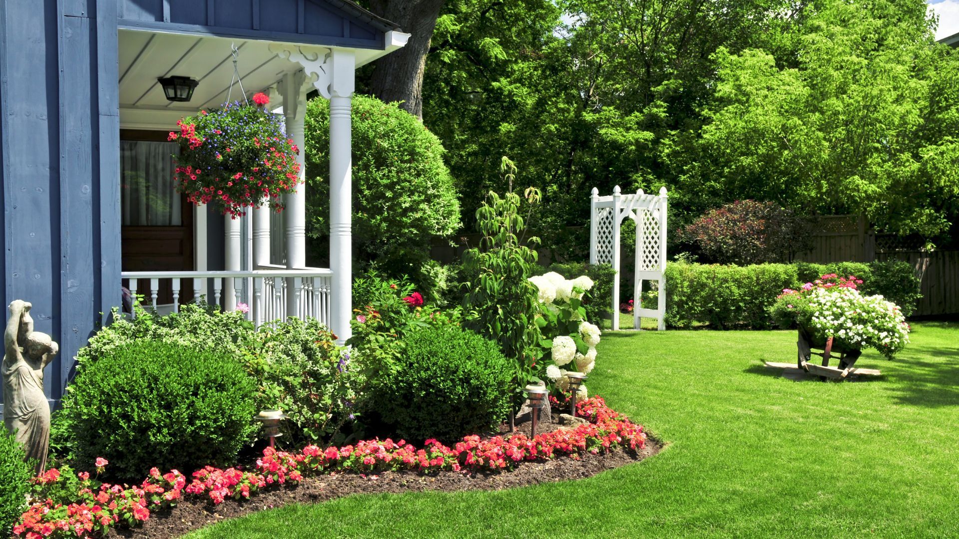 commercial landscaping and lawn care services dartmouth NS
