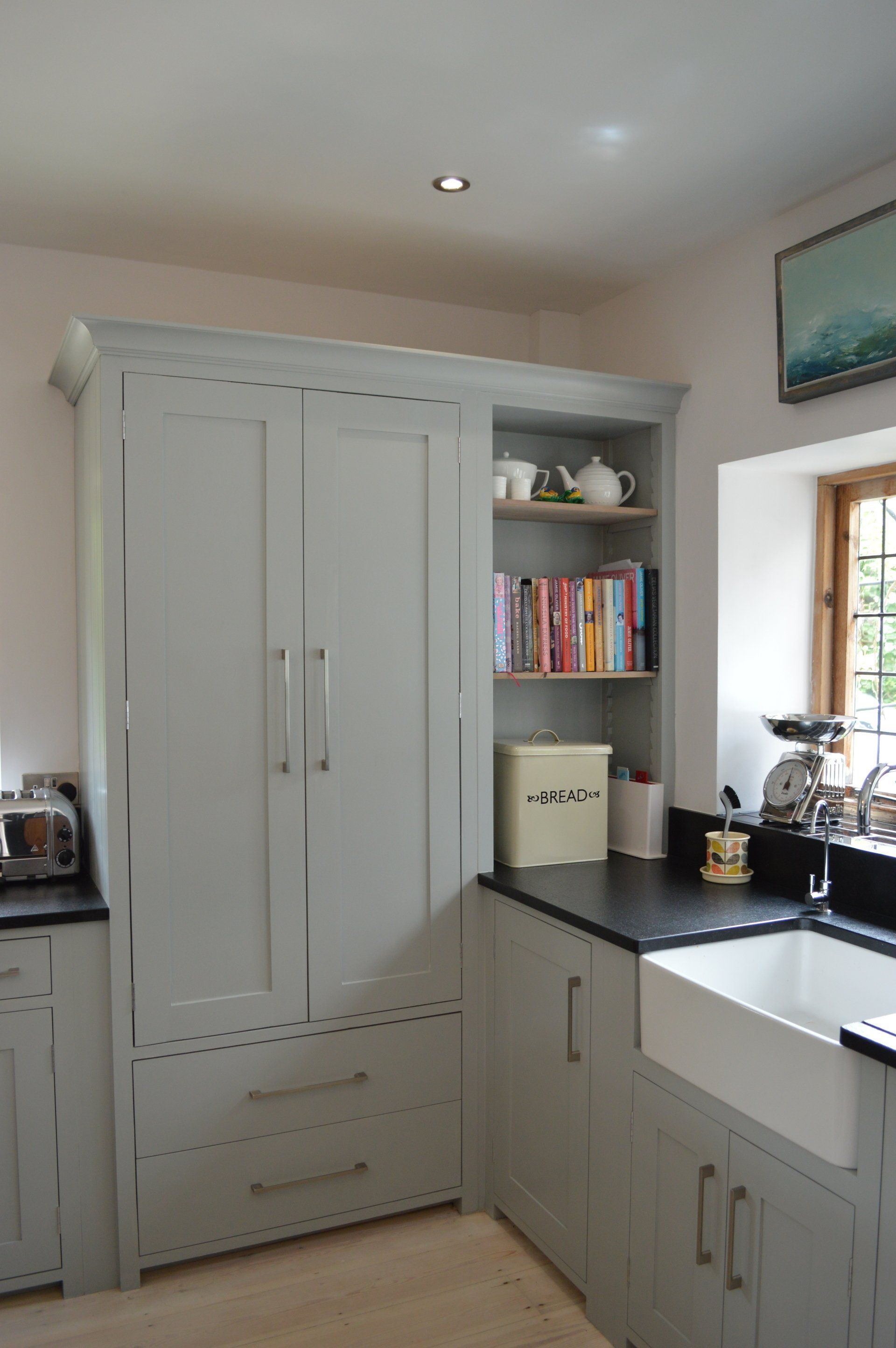 Timeless, shaker country kitchen for Rosie Ginn, Burghclere in 2016