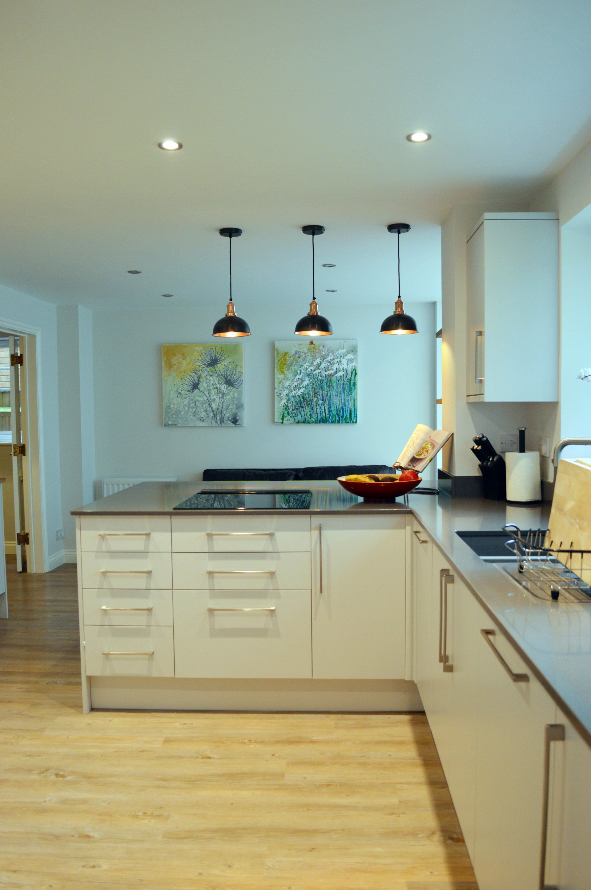 Simple, modern, light grey kitchen for James Ladds, Thatcham, in 2017