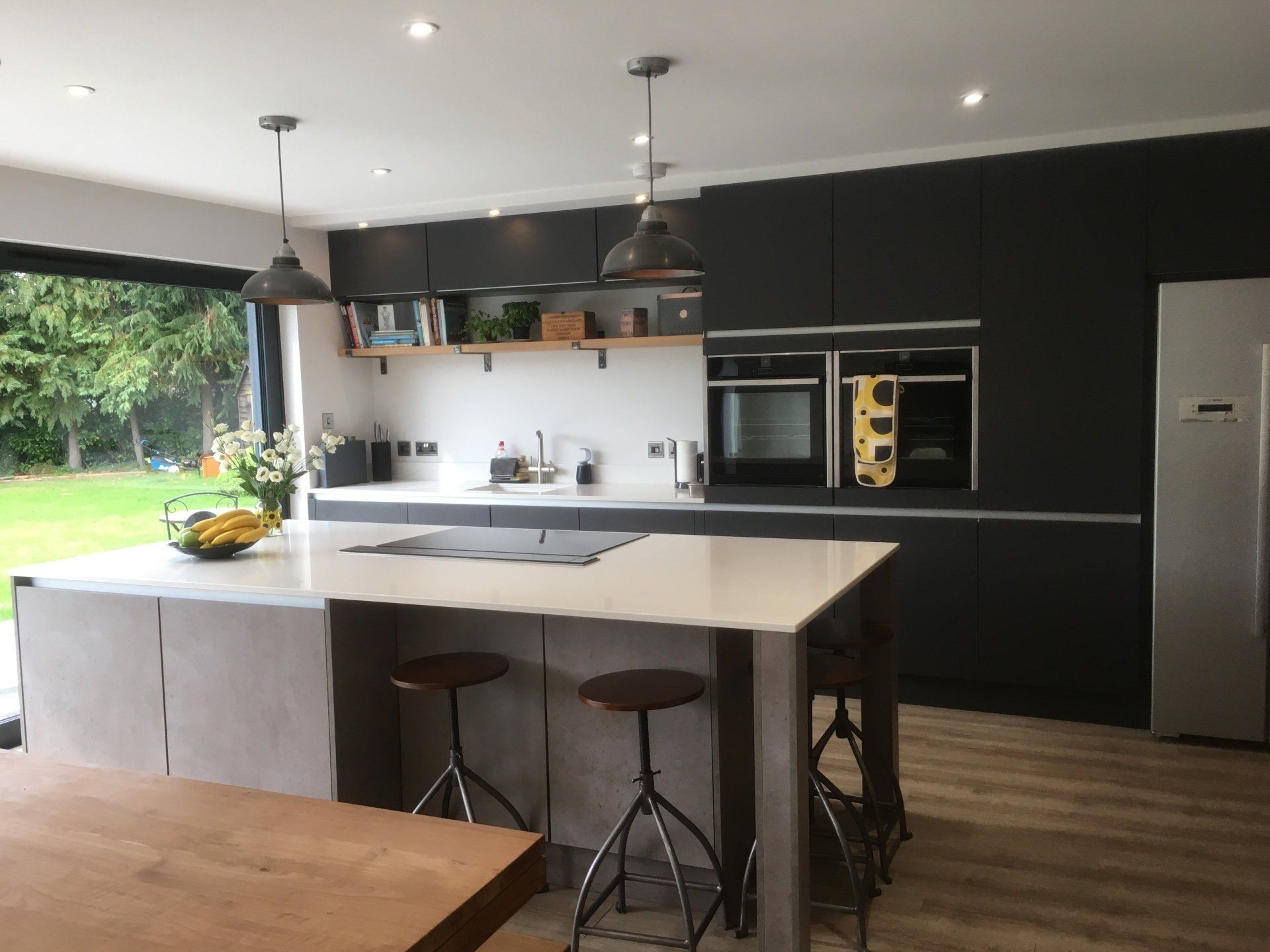 Modern concrete & charcoal family kitchen for Nicki Bennet, Newbury, in 2017