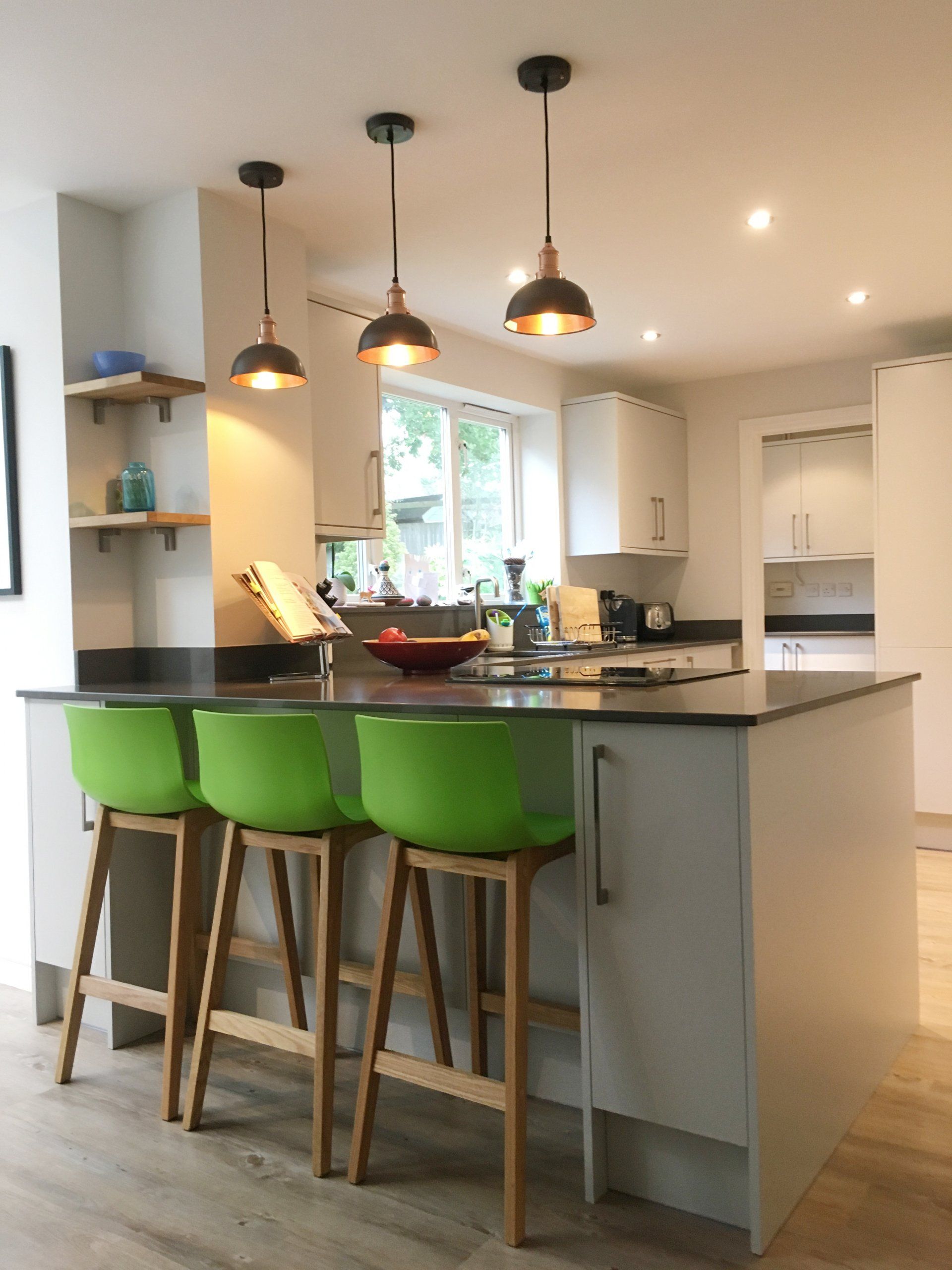 Simple, modern, light grey kitchen for James Ladds, Thatcham, in 2017