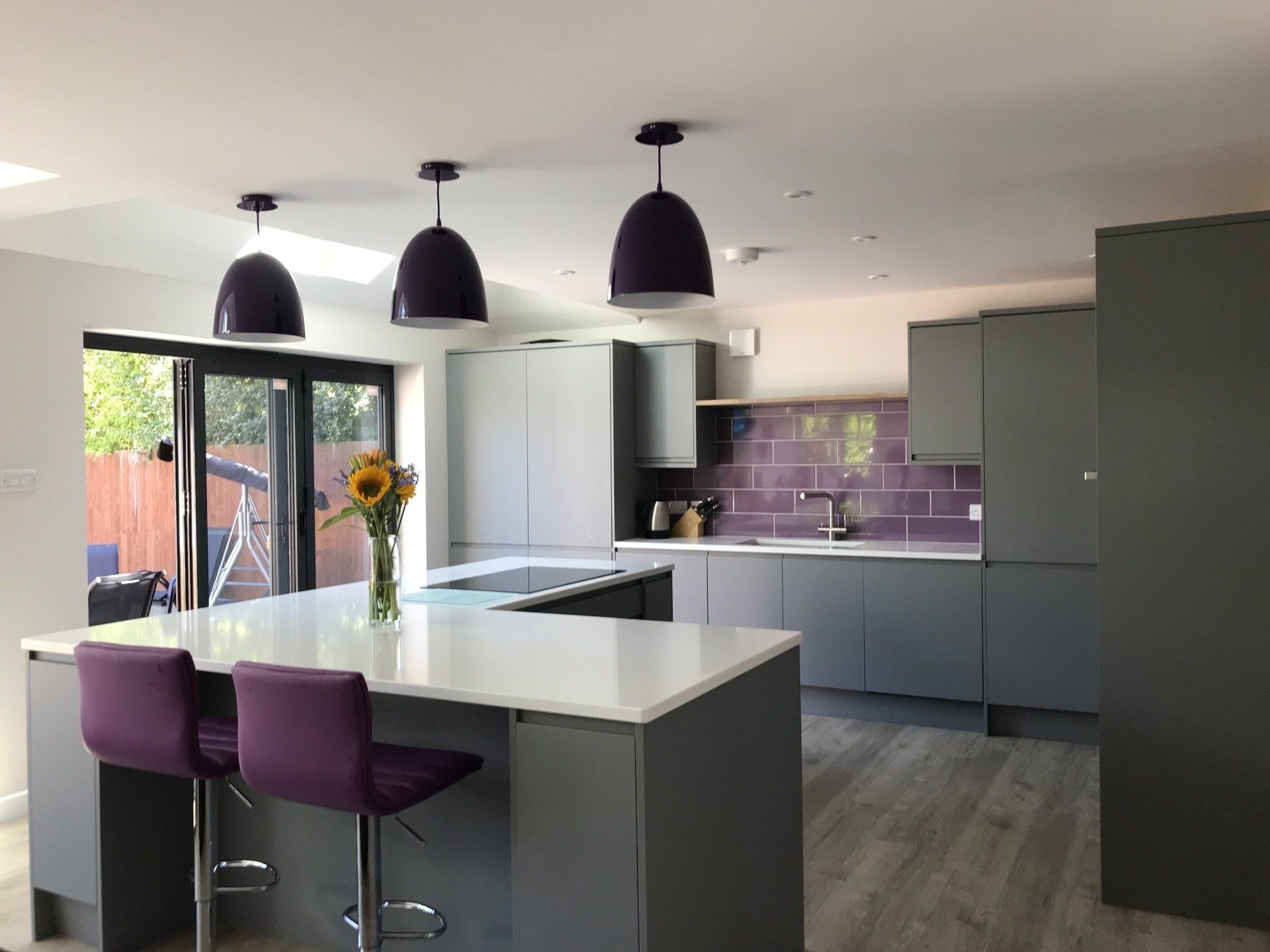 Modern, grey, handleless kitchen for Steve Colling, Woolton Hill in 2018
