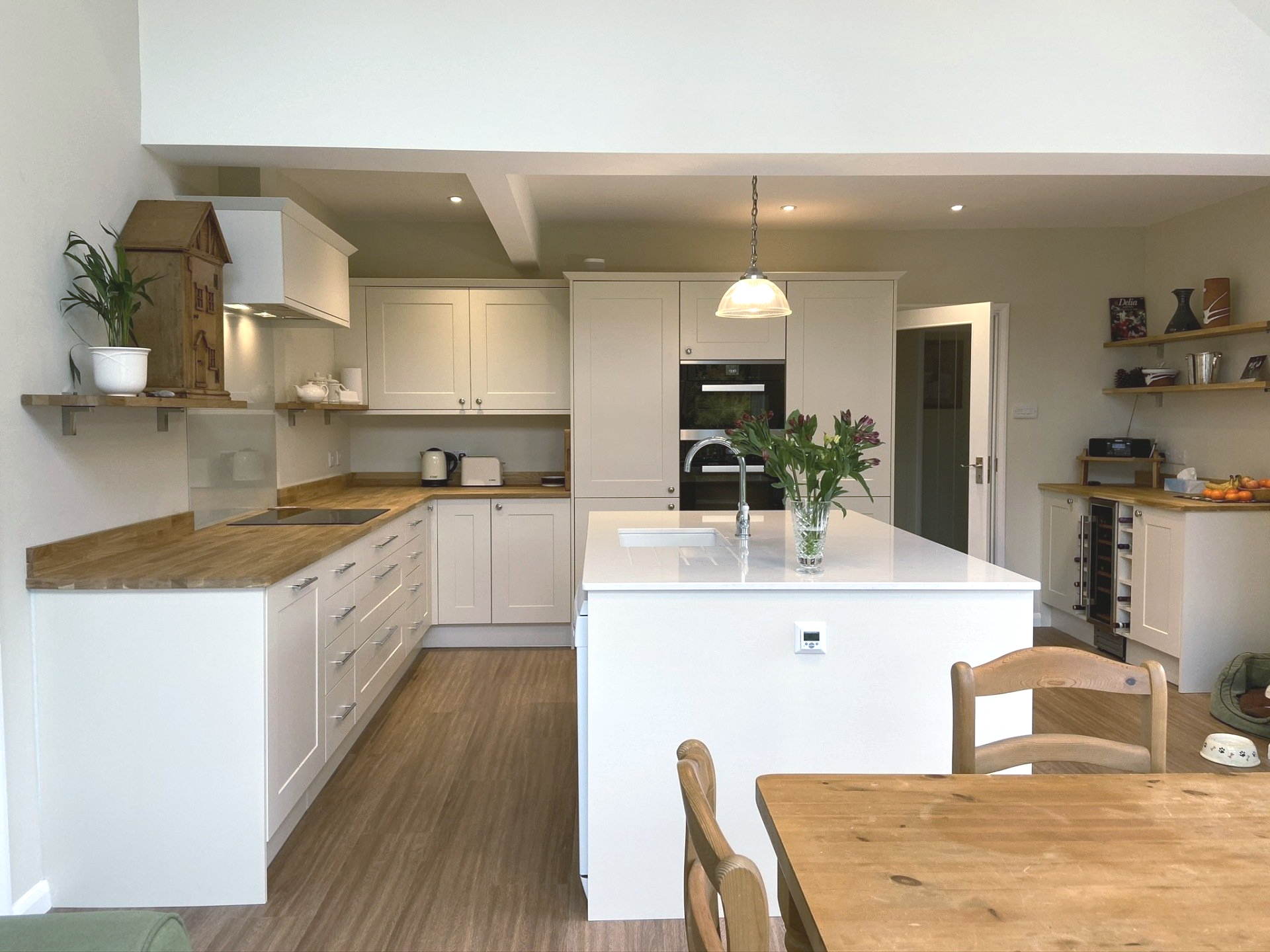 Contemporary, light, cream shaker kitchen for Scarlett Baker in Leamington Spa, 2019
