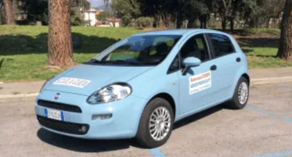 auto per lezioni di guida
