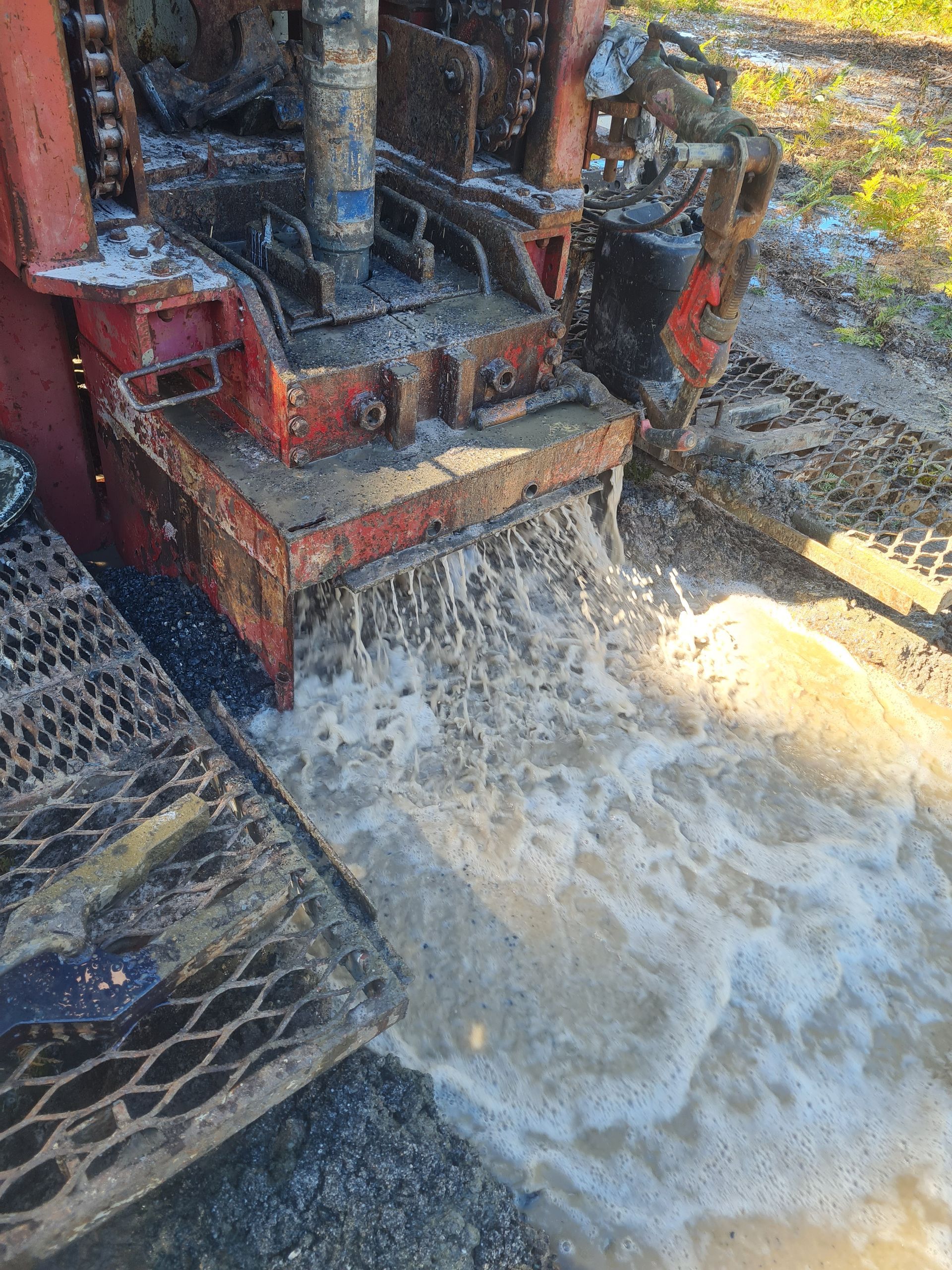 Specialist Constructing Irrigation Utilizing Water From the Borehole — Grid Drilling in Munduberra, QLD