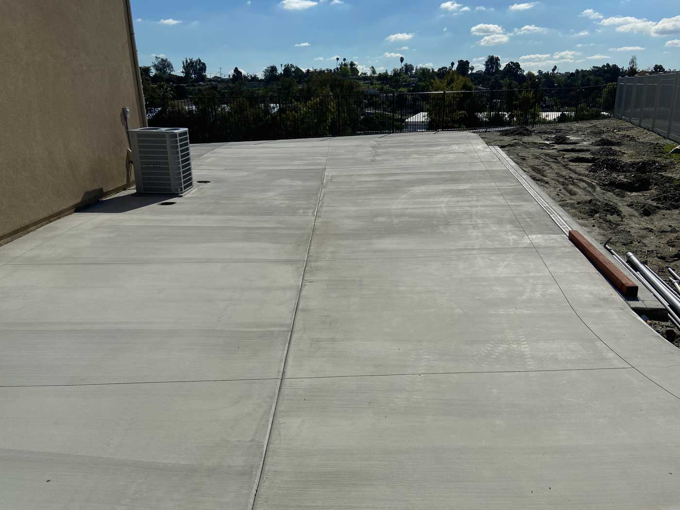 Finished Landscaped Area — Vista, California — Hoaglund and Sons Concrete