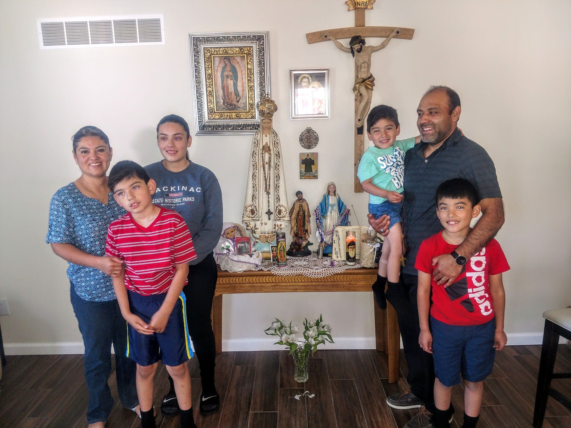 A family Home enthronement