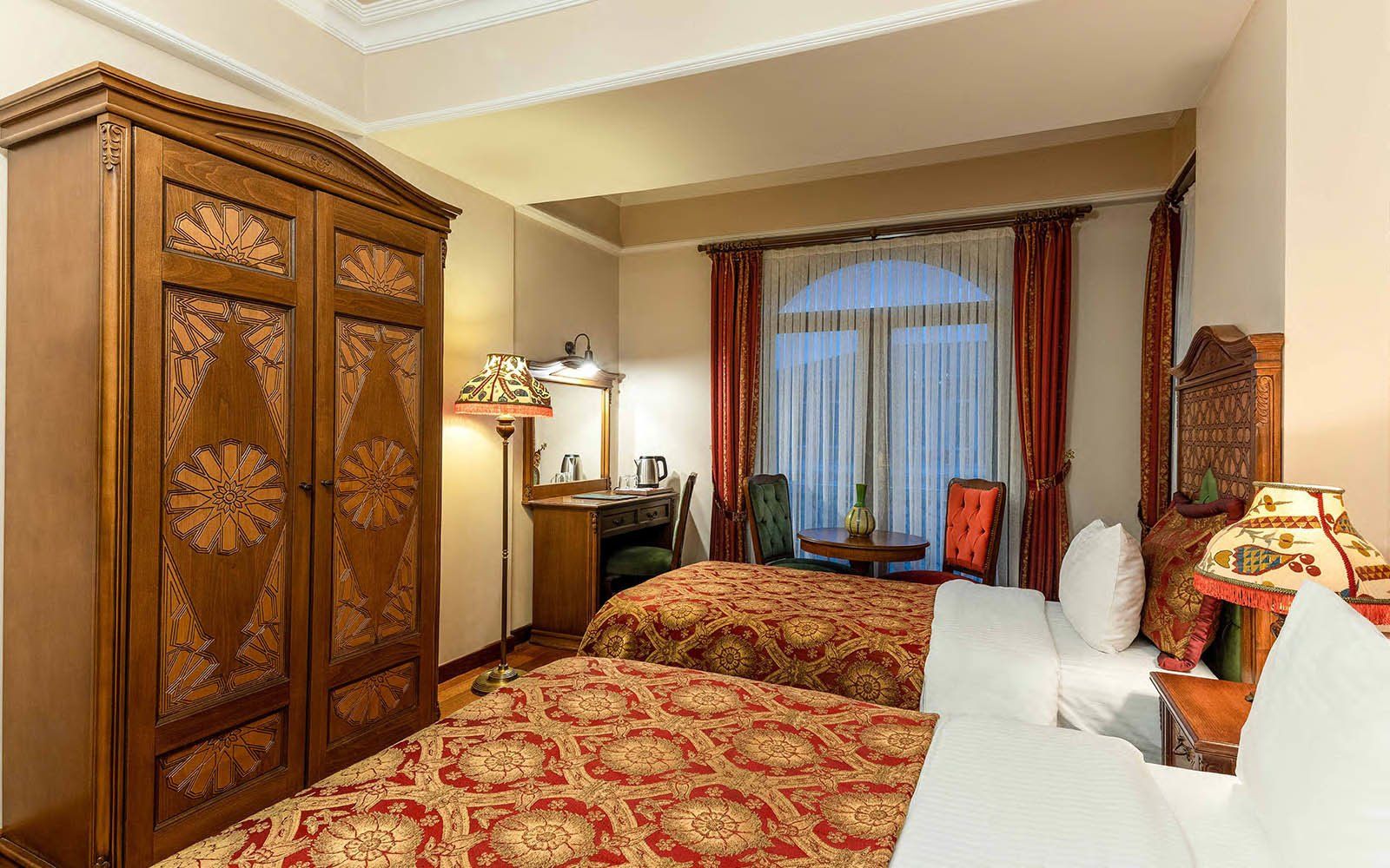 Sultanhan Hotel İstanbul , Deluxe Dört Kişilik Oda