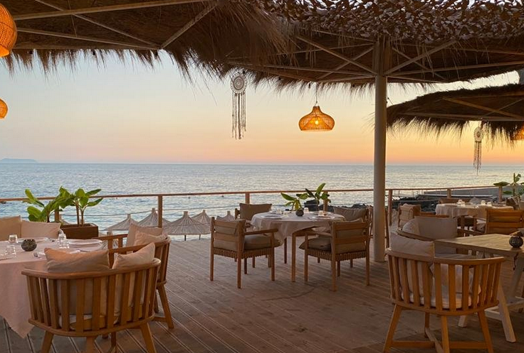 Splendor del Mar Beach Bar & Restaurant