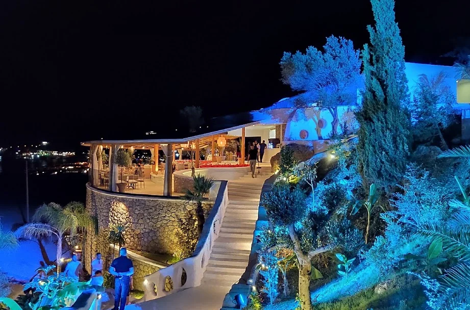 Night life in Dhermi