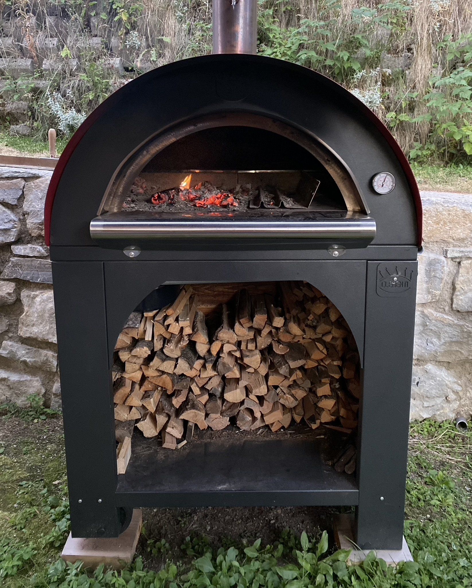 The Chalet Marmotte Pizza Oven