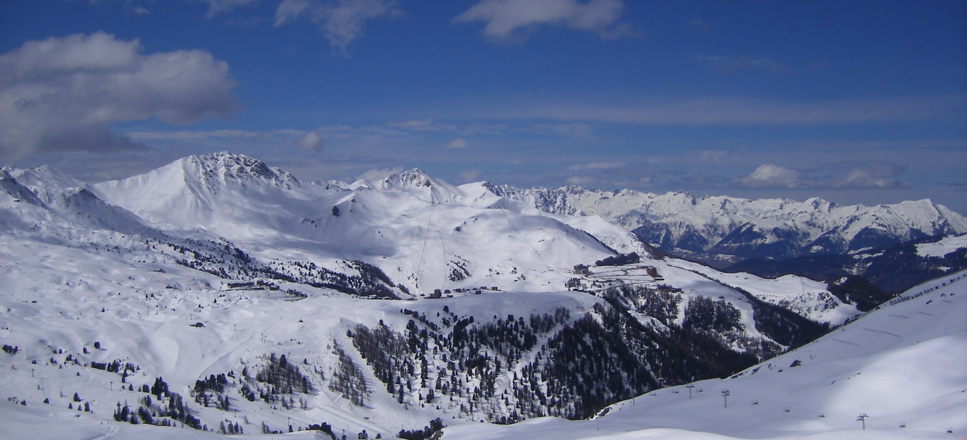 La Plagne - Snowy View Mountain and Sky
