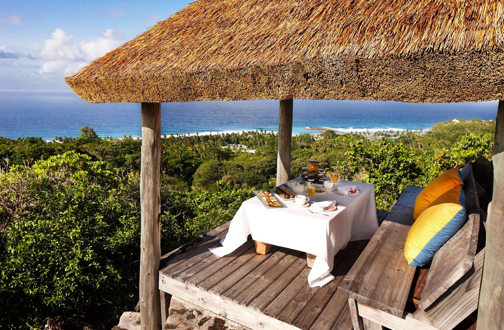 Fiber Reed is our synthetic thatch option that emulate & imitate traditional reed style thatch 1