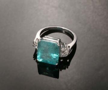 Antique Style Emerald Ring