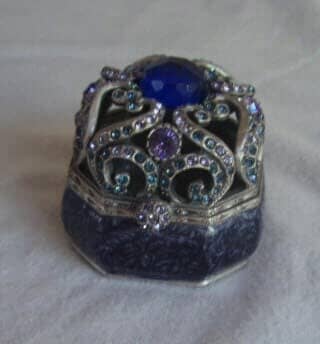 Blue-Crown-Box